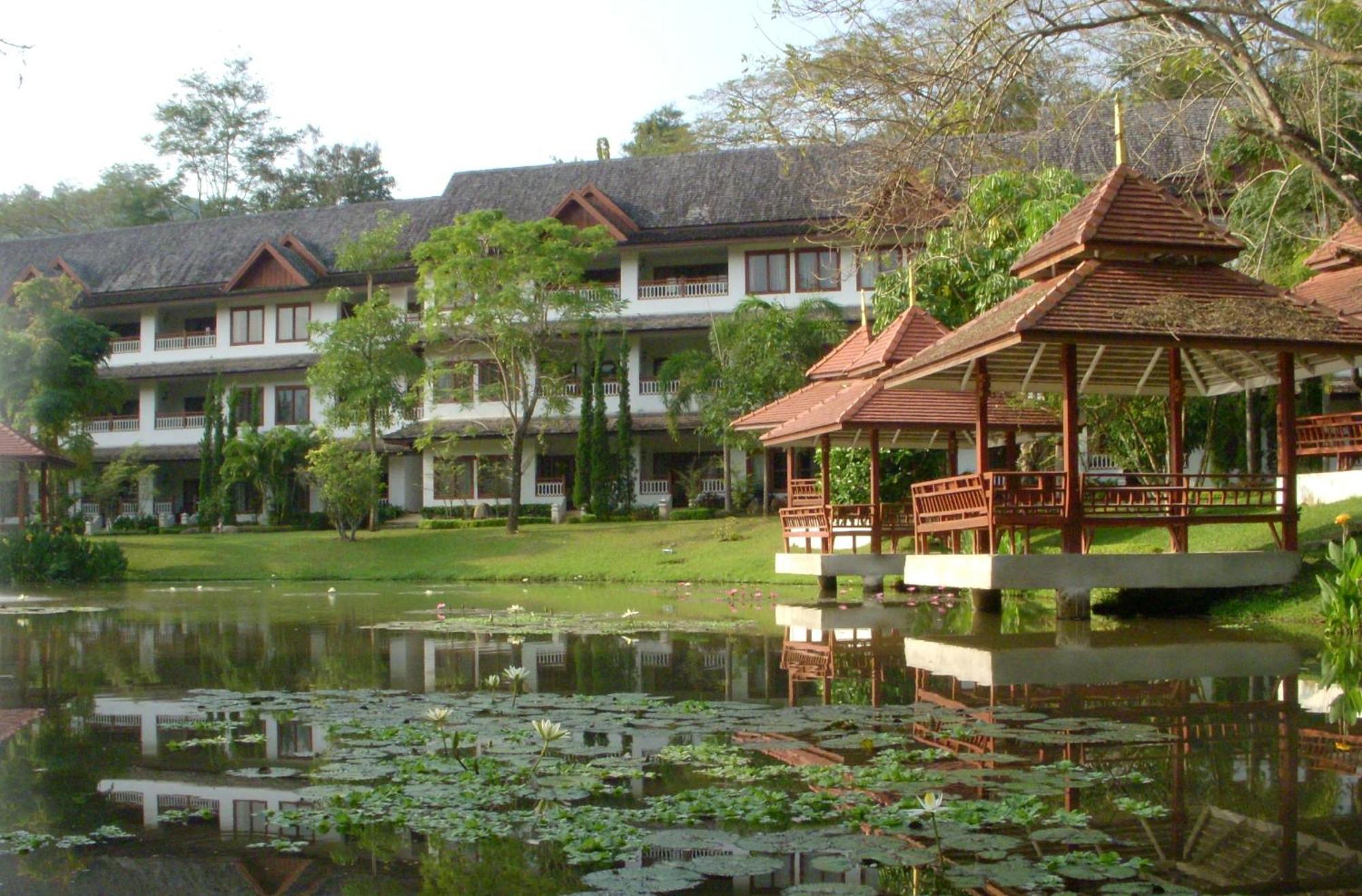 Suan Bua Hotel & Resort Ban Pong  Экстерьер фото