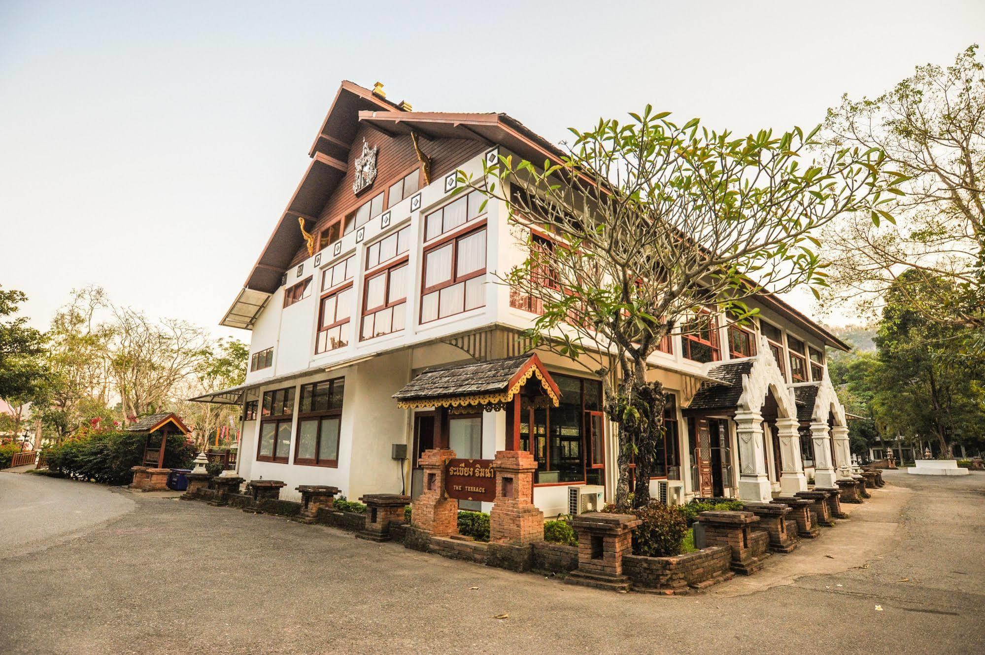 Suan Bua Hotel & Resort Ban Pong  Экстерьер фото